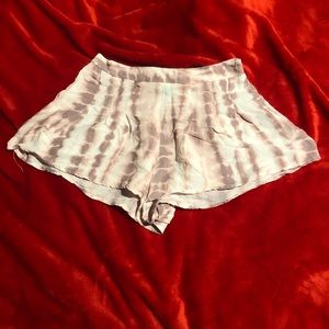 Forever 21 flowy shorts. Nude and white tiedye.